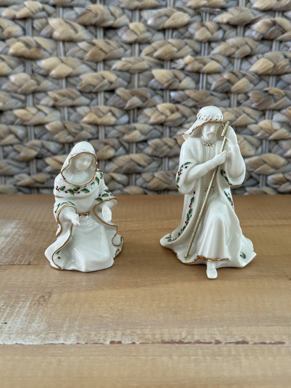 Lenox Holiday Nativity Mary & Joseph Holly Berry Gold Trim Christmas Replacement
